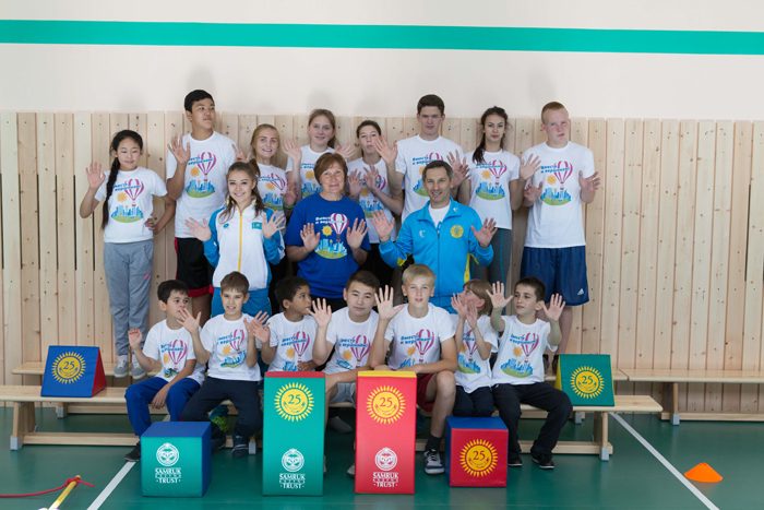 Статья о школьной программе AVK GmbH