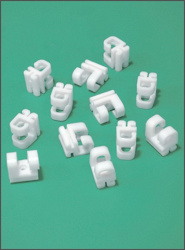 Набор пластиковых держателей для футбольной сетки